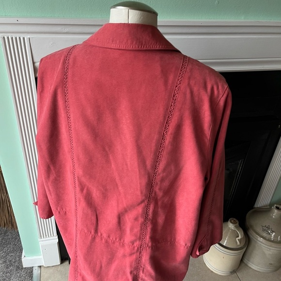 Coral long jacket in a spring suede - Picture 3 of 3
